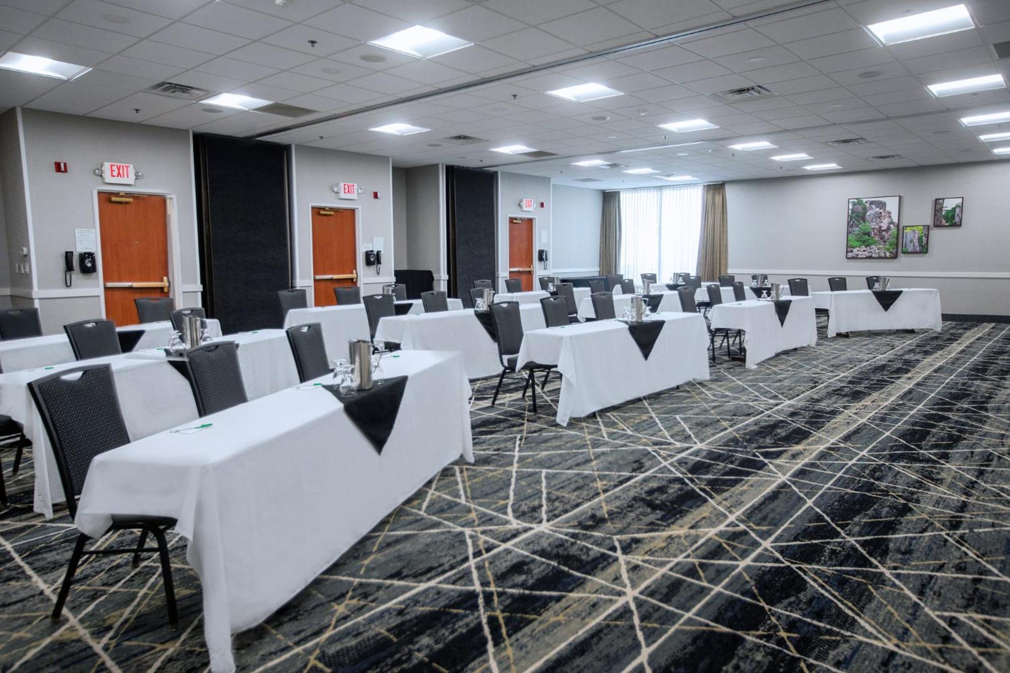Holiday Inn Sioux Falls-City Center By Ihg Exterior photo