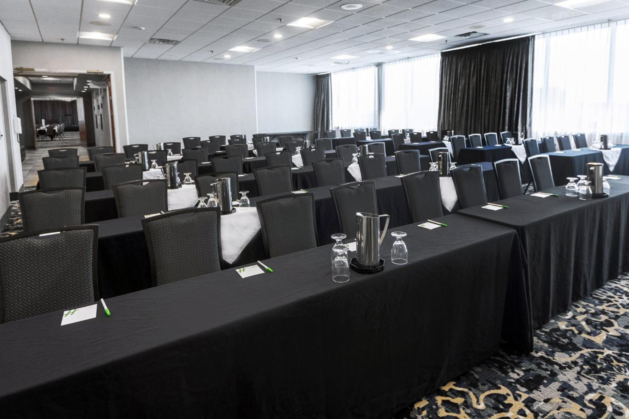 Holiday Inn Sioux Falls-City Center By Ihg Exterior photo