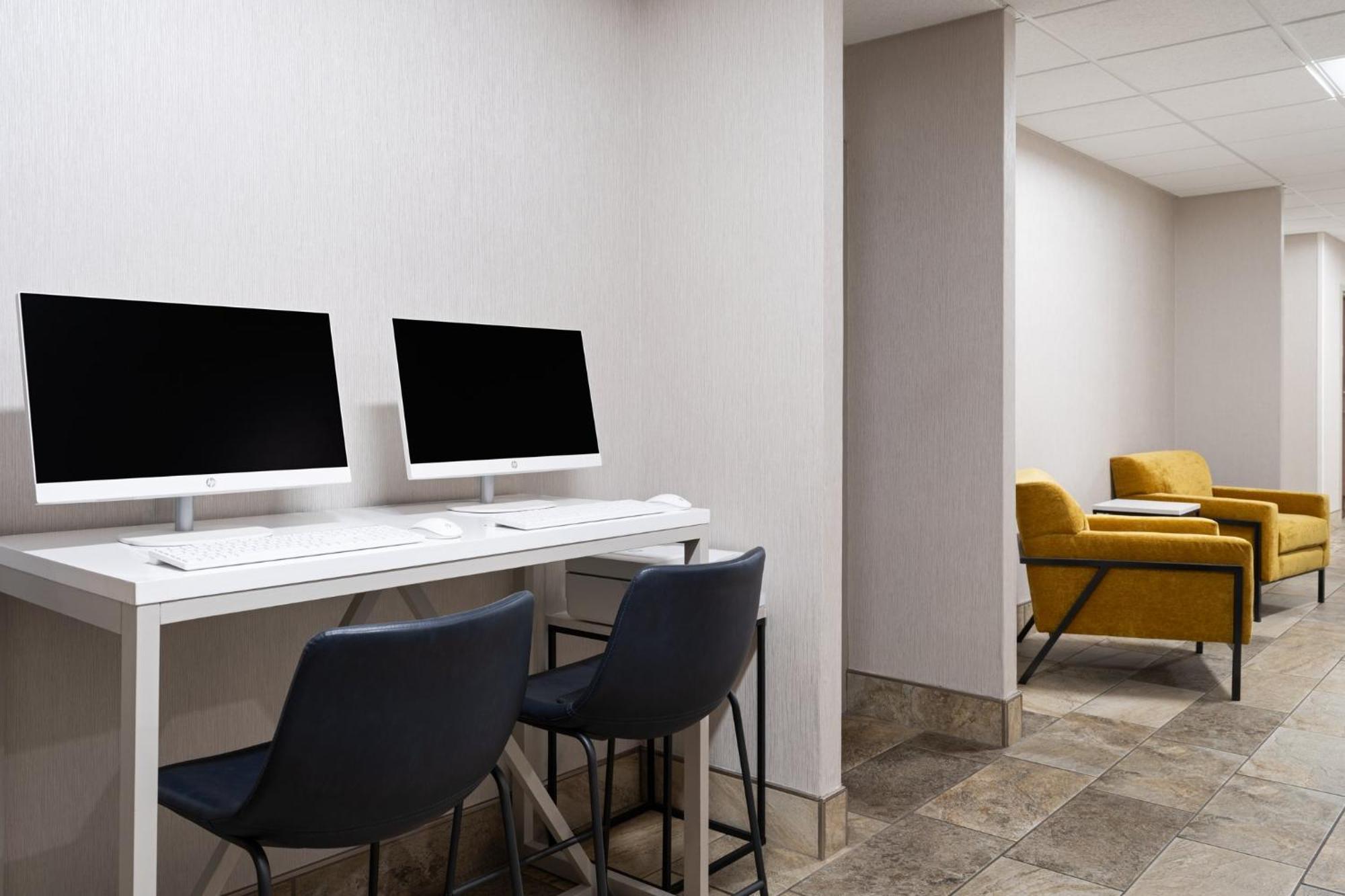 Holiday Inn Sioux Falls-City Center By Ihg Exterior photo