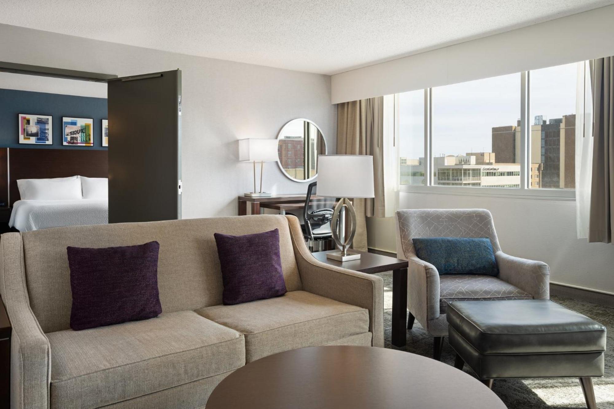 Holiday Inn Sioux Falls-City Center By Ihg Exterior photo