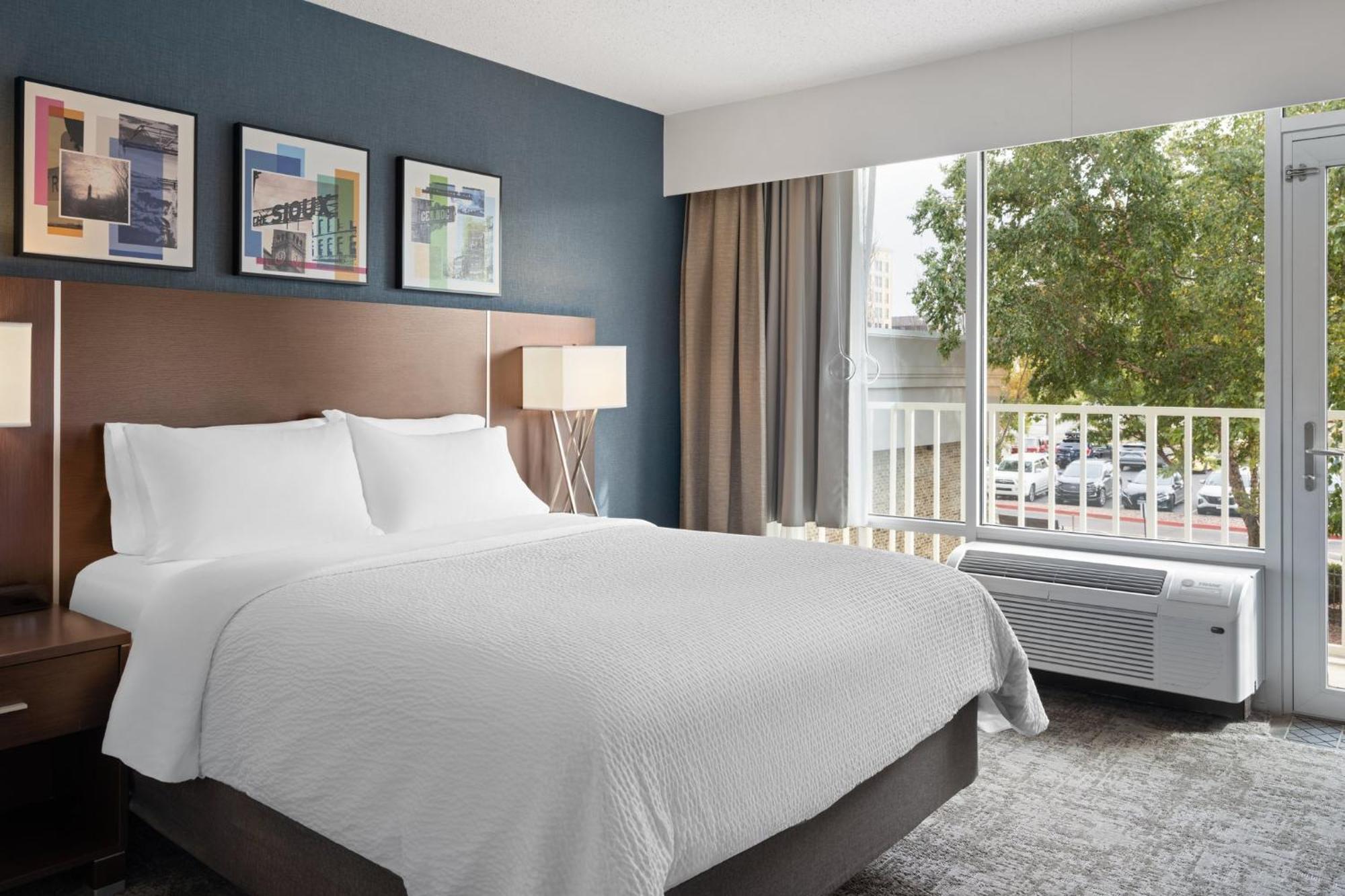 Holiday Inn Sioux Falls-City Center By Ihg Exterior photo