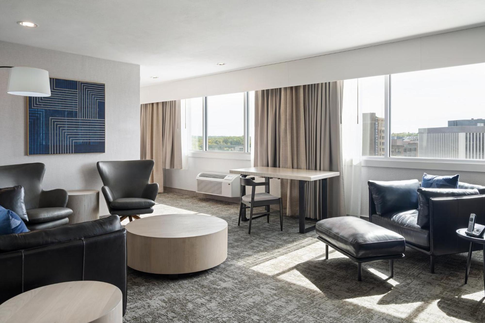 Holiday Inn Sioux Falls-City Center By Ihg Exterior photo