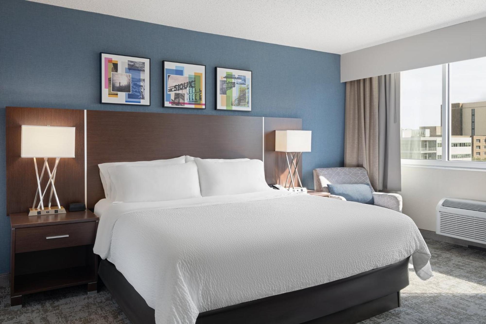 Holiday Inn Sioux Falls-City Center By Ihg Exterior photo