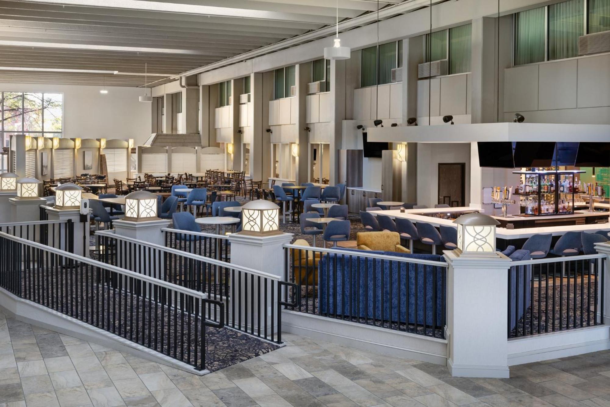 Holiday Inn Sioux Falls-City Center By Ihg Exterior photo
